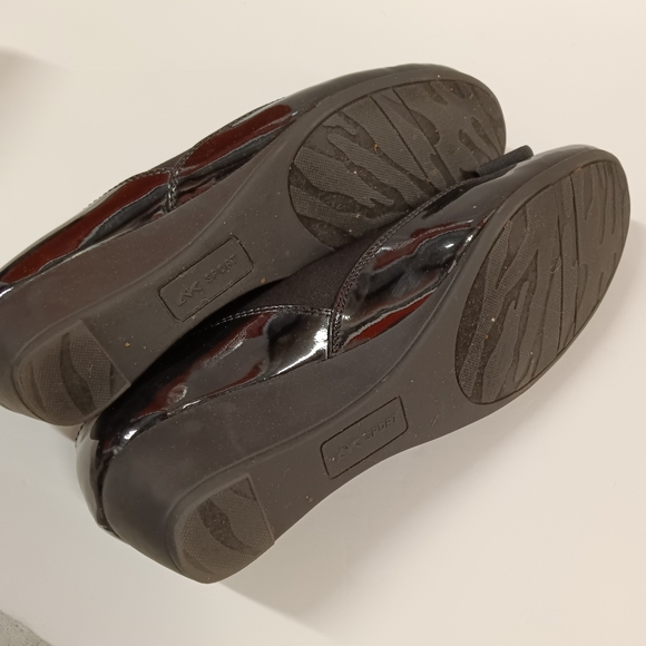 Anne Klein AK7 Stefania Patent Leather Wedges Size 8 - Picture 11 of 11